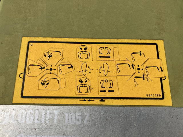 三菱ふそうスーパーグレートクレーン付大型（10t）[写真20]