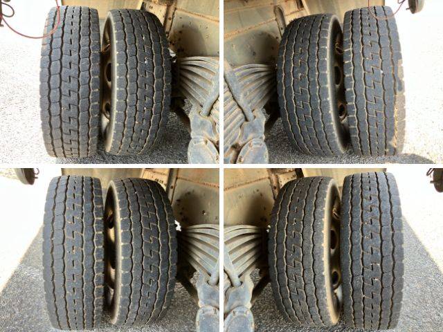 三菱ふそうスーパーグレートクレーン付大型（10t）[写真23]