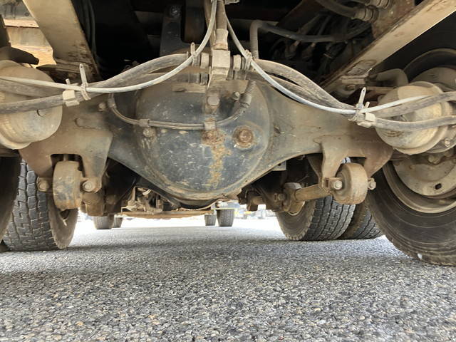 三菱ふそうスーパーグレートクレーン付大型（10t）[写真30]