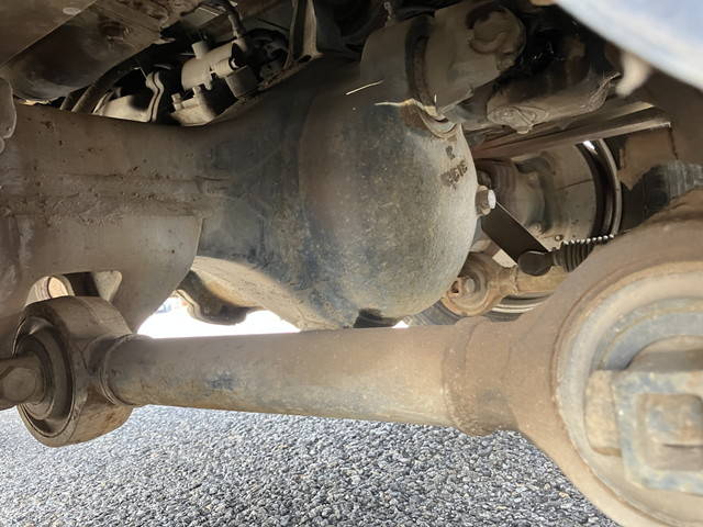 三菱ふそうスーパーグレートクレーン付大型（10t）[写真31]