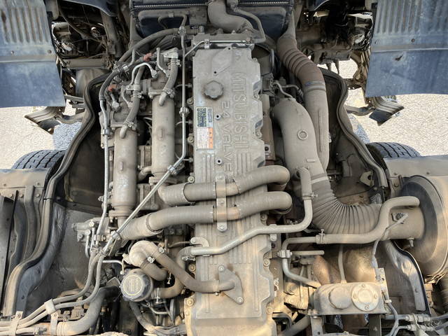 三菱ふそうスーパーグレートクレーン付大型（10t）[写真32]