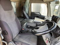 三菱ふそうスーパーグレートクレーン付大型（10t）[写真37]