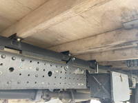 三菱ふそうキャンター平ボディ小型（2t・3t）[写真20]