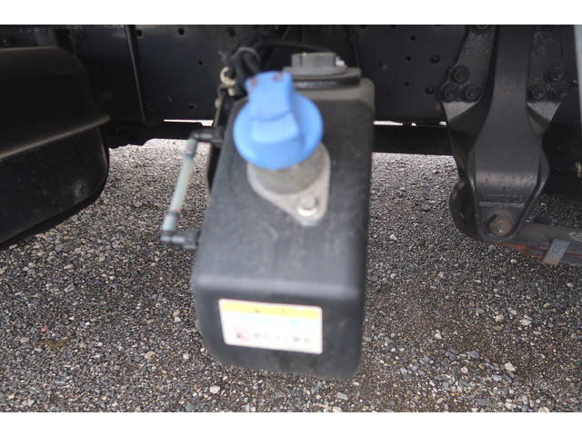 三菱ふそうファイターアルミウイング中型（4t）[写真18]