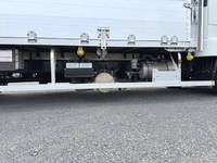 三菱ふそうファイターアルミウイング中型（4t）[写真11]