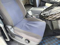 三菱ふそうファイターアルミウイング中型（4t）[写真29]