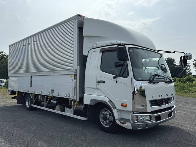 三菱ふそうファイターアルミウイング中型（4t）[写真03]