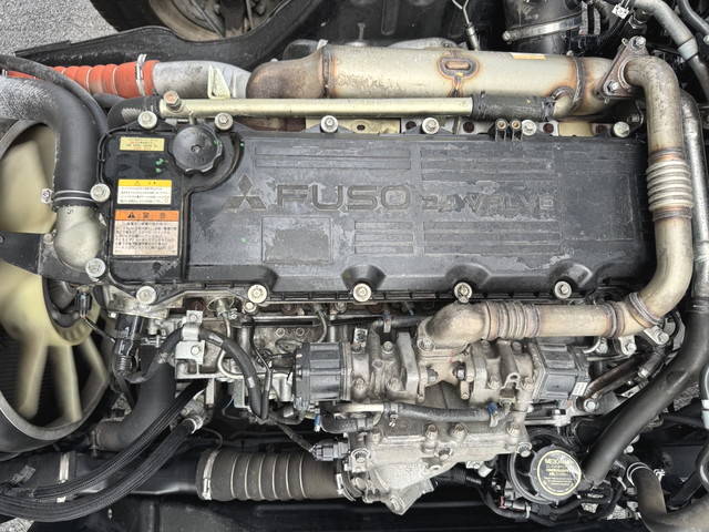 三菱ふそうファイターアルミウイング中型（4t）[写真38]