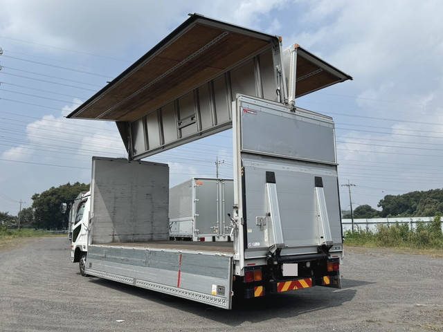 三菱ふそうファイターアルミウイング中型（4t）[写真04]