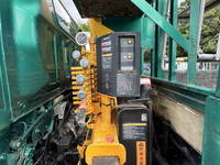 三菱ふそうキャンターセルフクレーン3段小型（2t・3t）[写真19]