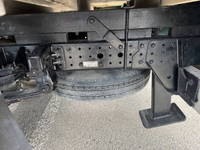 三菱ふそうキャンターセルフクレーン3段小型（2t・3t）[写真26]