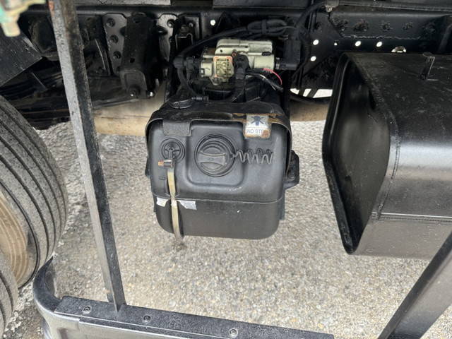 三菱ふそうキャンターセルフクレーン3段小型（2t・3t）[写真29]