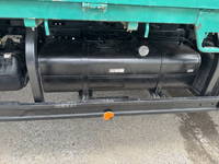 三菱ふそうキャンターセルフクレーン3段小型（2t・3t）[写真30]