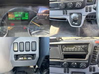 三菱ふそうキャンターセルフクレーン3段小型（2t・3t）[写真39]