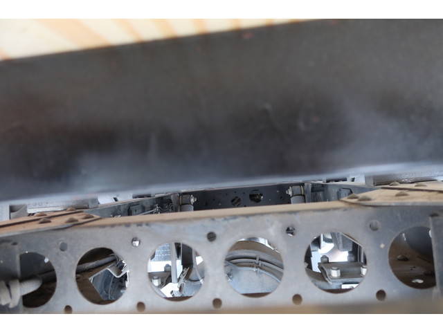 いすゞエルフ平ボディ小型（2t・3t）[写真10]