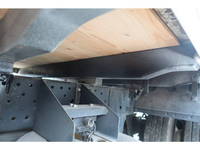 いすゞエルフ平ボディ小型（2t・3t）[写真19]