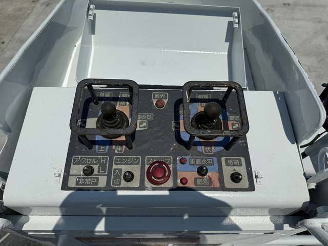 三菱ふそうファイター高所作業車中型（4t）[写真25]