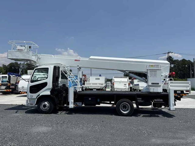 三菱ふそうファイター高所作業車中型（4t）[写真07]
