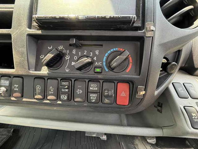 日野デュトロクレーン4段小型（2t・3t）[写真34]