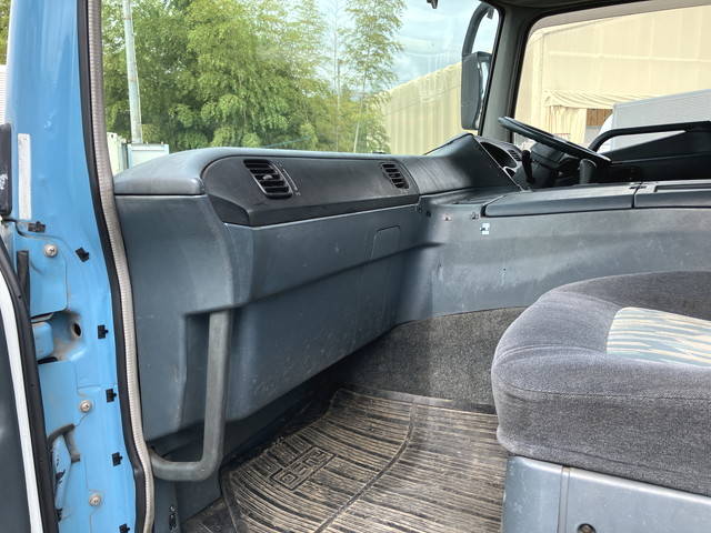 三菱ふそうスーパーグレートセルフローダー大型（10t）[写真32]