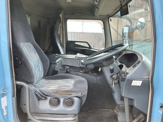 三菱ふそうスーパーグレートセルフローダー大型（10t）[写真34]