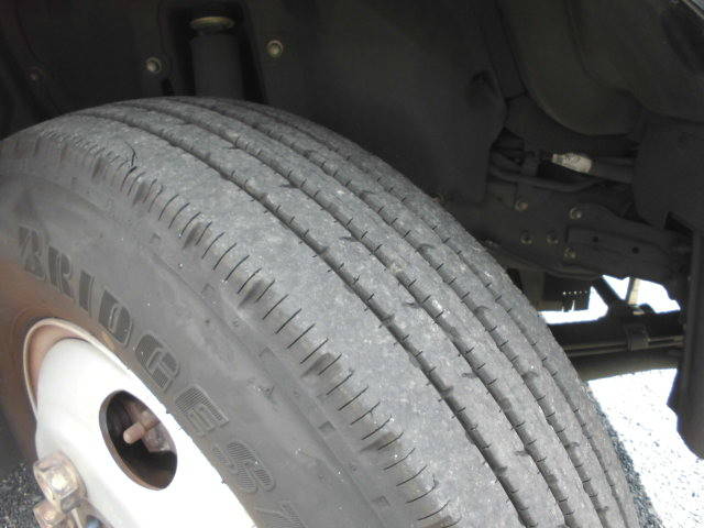 日野デュトロパッカー車（塵芥車）小型（2t・3t）[写真21]