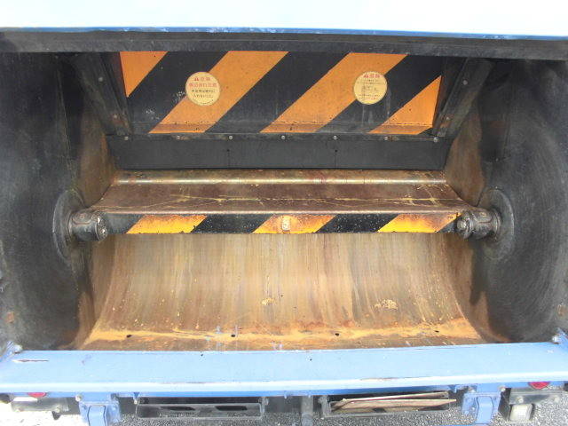 日野デュトロパッカー車（塵芥車）小型（2t・3t）[写真05]