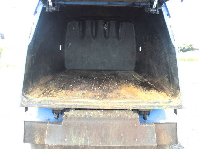 日野デュトロパッカー車（塵芥車）小型（2t・3t）[写真07]