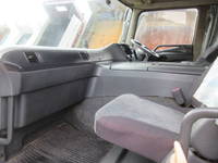 三菱ふそうスーパーグレートアルミブロック大型（10t）[写真28]