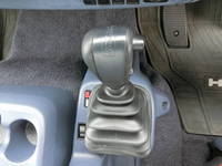 日野レンジャーアルミウイング中型（4t）[写真22]