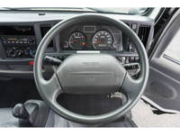 いすゞエルフ平ボディ小型（2t・3t）[写真32]