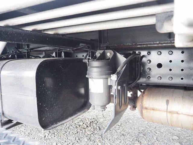 三菱ふそうキャンターパネルバン小型（2t・3t）[写真21]