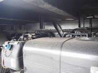 三菱ふそうキャンターパネルバン小型（2t・3t）[写真23]