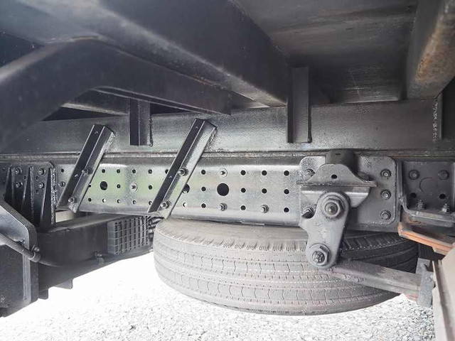 三菱ふそうキャンターパネルバン小型（2t・3t）[写真24]