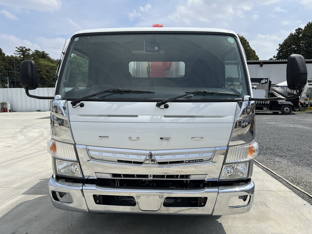 三菱ふそうキャンタークレーン5段小型（2t・3t）[写真24]