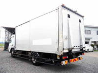 三菱ふそうキャンターパネルバン小型（2t・3t）[写真02]