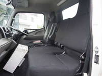 三菱ふそうキャンターパネルバン小型（2t・3t）[写真37]