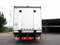 三菱ふそうキャンターパネルバン小型（2t・3t）[写真07]