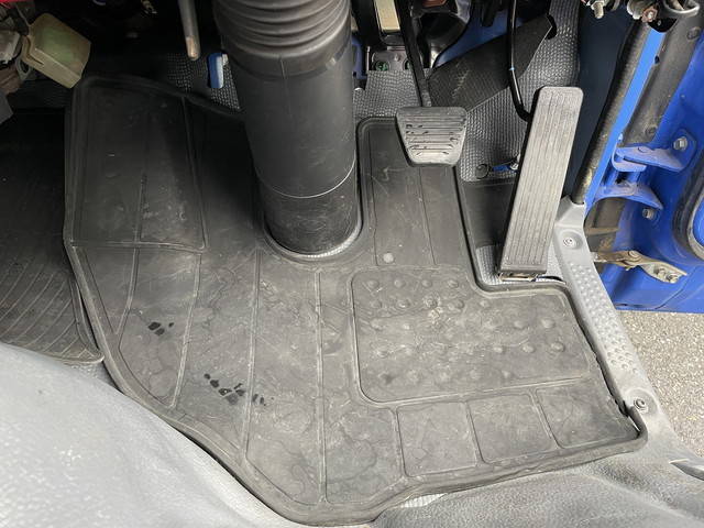 いすゞエルフダンプ小型（2t・3t）[写真35]