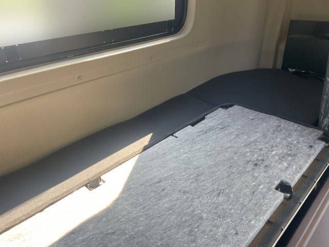 日野プロフィアコンテナ専用車大型（10t）[写真31]