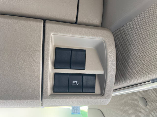 日野プロフィアコンテナ専用車大型（10t）[写真38]