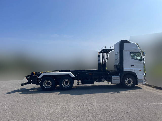 日野プロフィアコンテナ専用車大型（10t）[写真04]