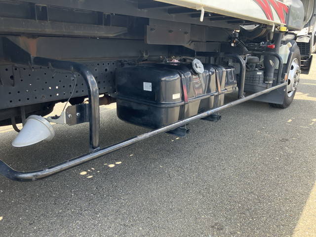 いすゞエルフセーフティローダー小型（2t・3t）[写真19]