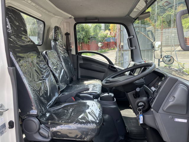 いすゞエルフセーフティローダー小型（2t・3t）[写真32]