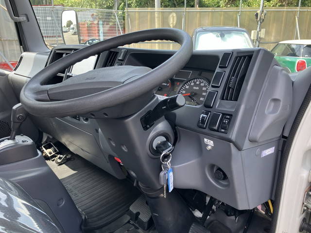 いすゞエルフセーフティローダー小型（2t・3t）[写真34]