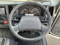 いすゞエルフセーフティローダー小型（2t・3t）[写真37]