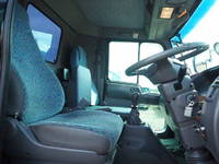 日野レンジャーセルフクレーン3段中型（4t）[写真37]