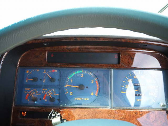 日野レンジャーセルフクレーン3段中型（4t）[写真38]