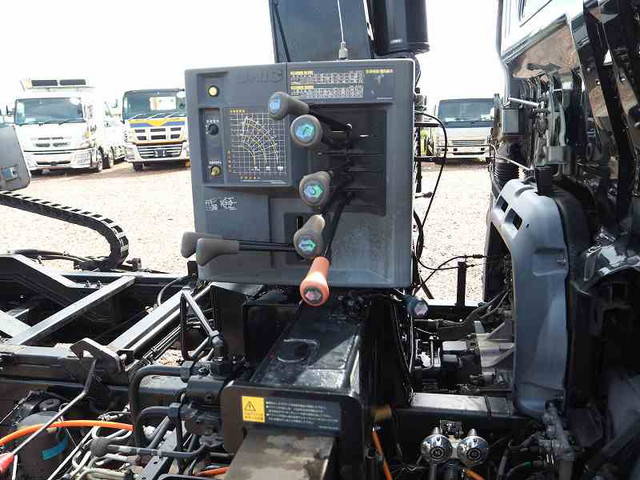 日野レンジャーセルフクレーン3段中型（4t）[写真09]