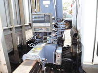 三菱ふそうキャンタークレーン3段小型（2t・3t）[写真11]